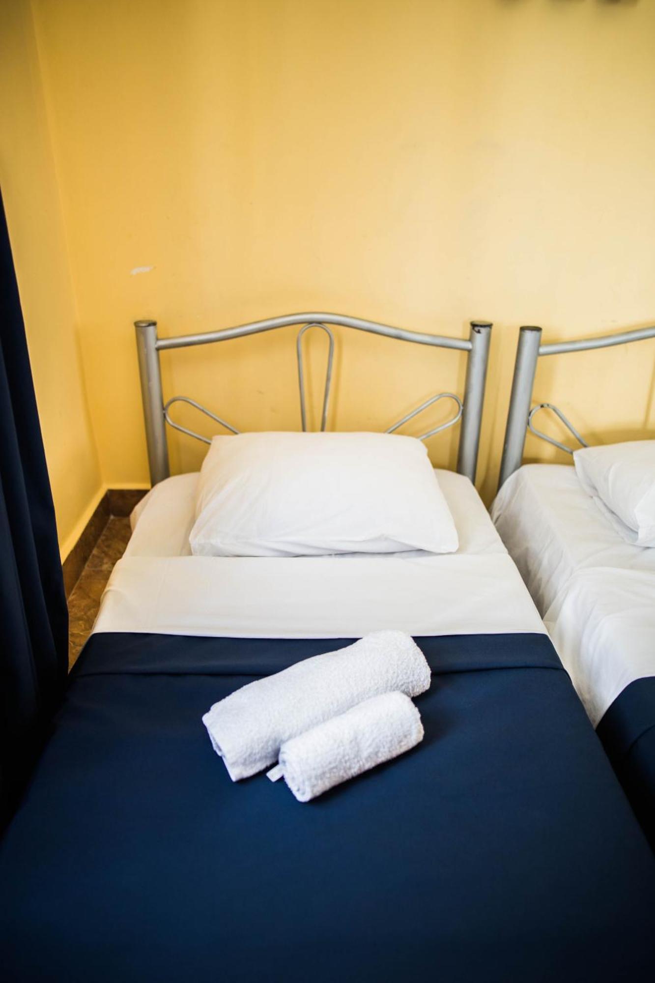 Central Apart-Hotel Batumi Room photo